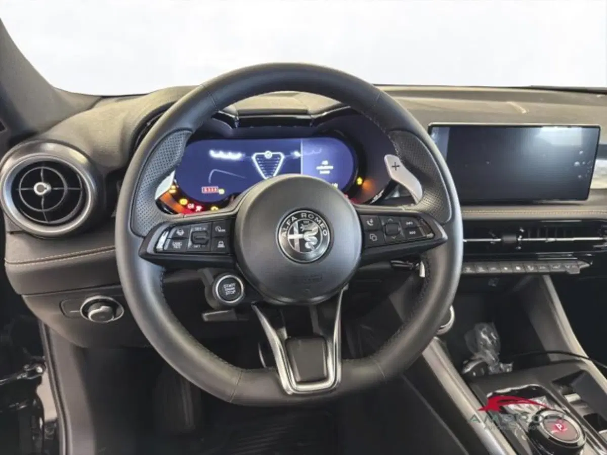 Alfa Romeo Tonale nuova a Perugia (12)