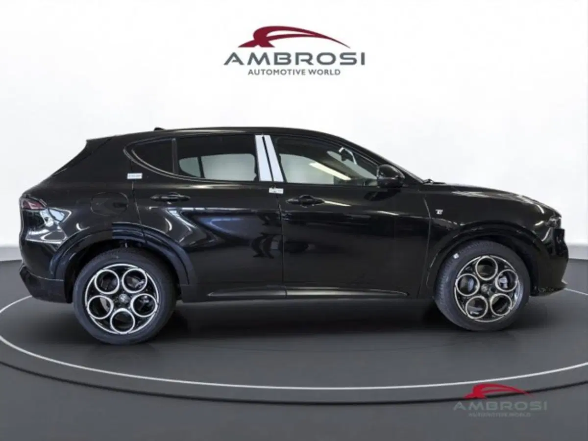 Alfa Romeo Tonale nuova a Perugia (5)