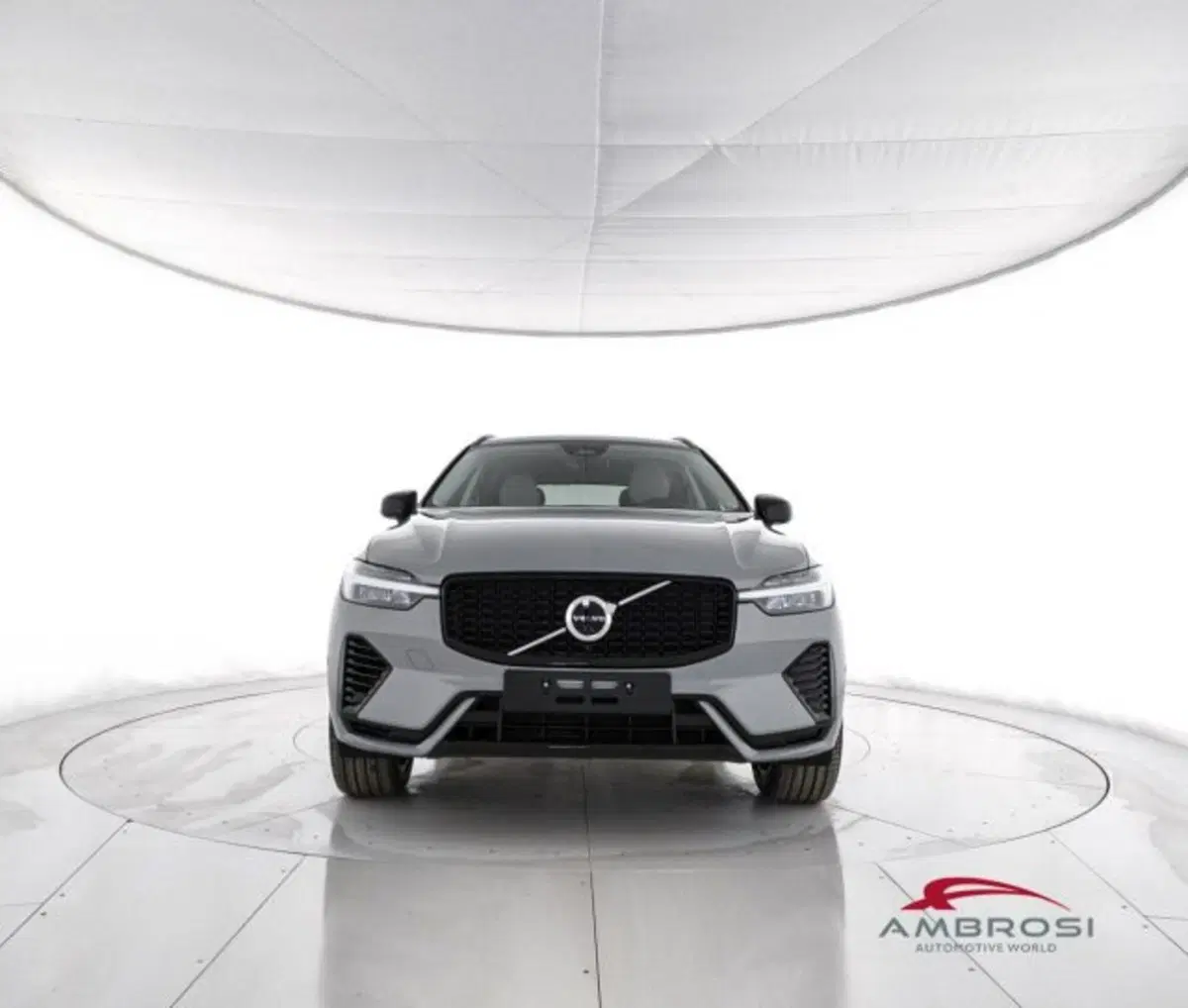 Volvo XC60 nuova a Perugia (3)
