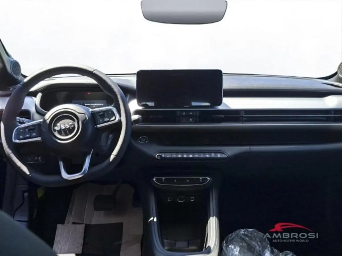 Jeep Avenger nuova a Perugia (15)