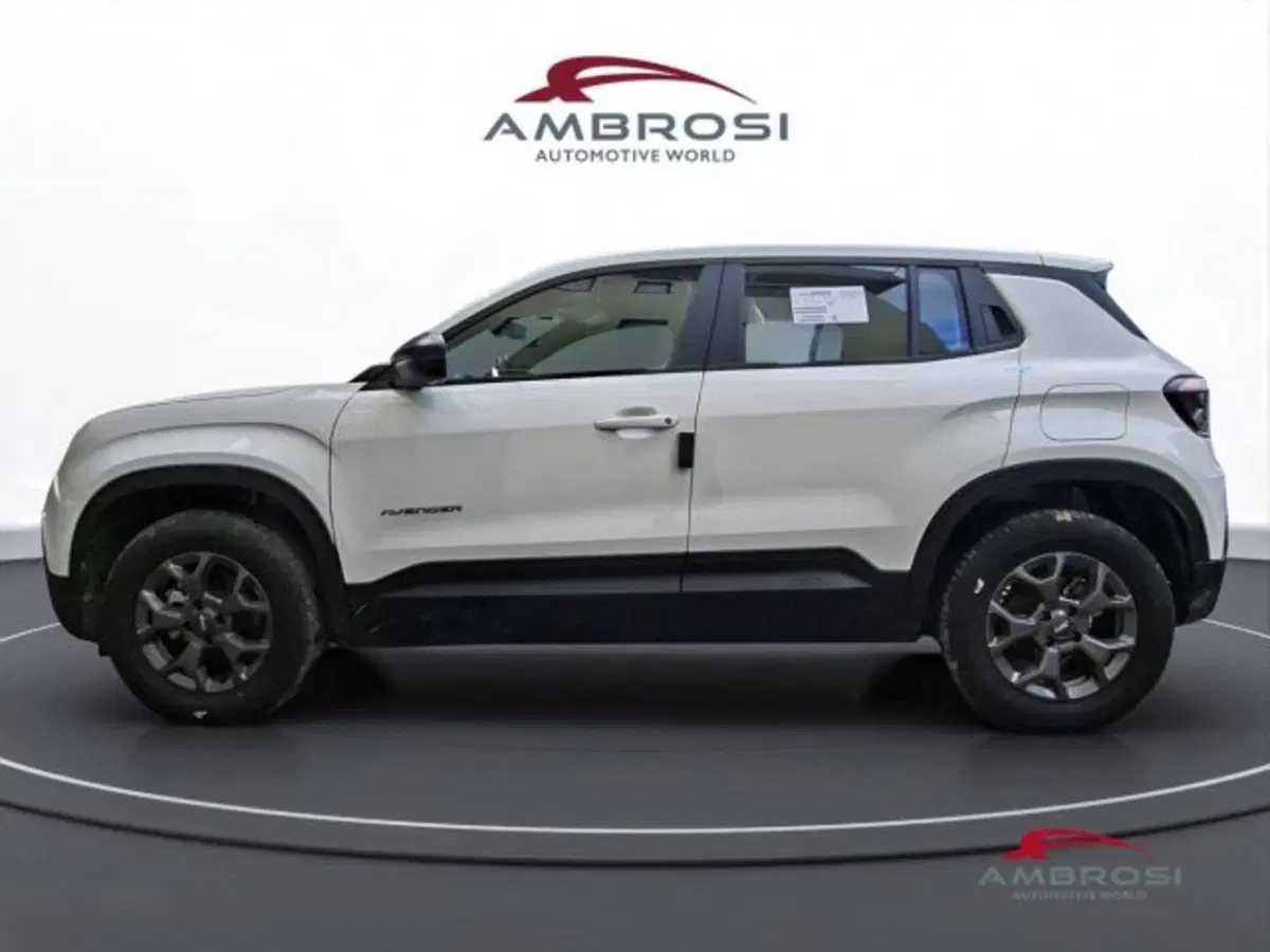 Jeep Avenger nuova a Perugia (6)