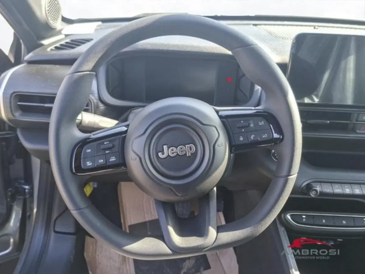 Jeep Avenger nuova a Perugia (13)