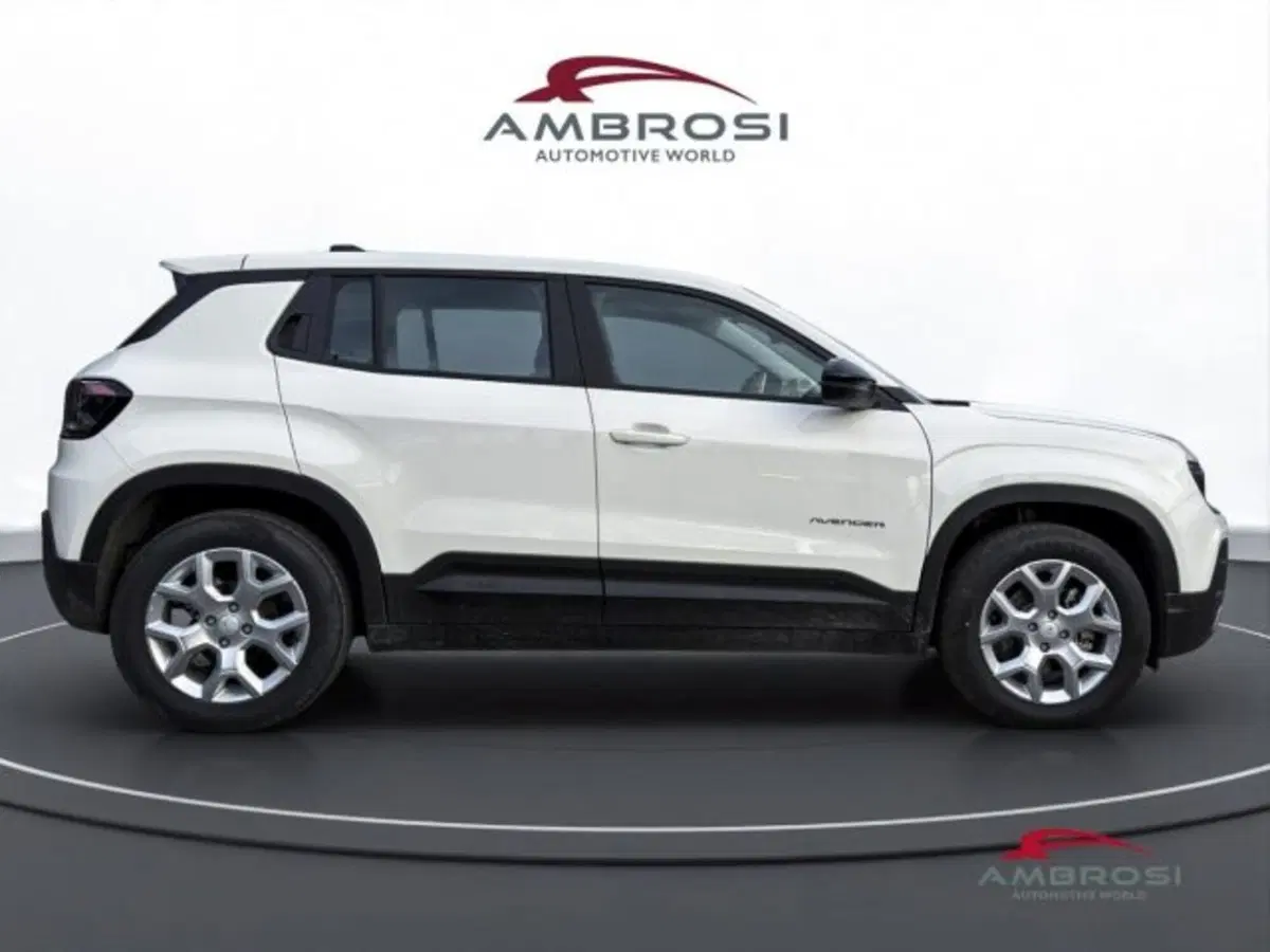 Jeep Avenger nuova a Perugia (5)