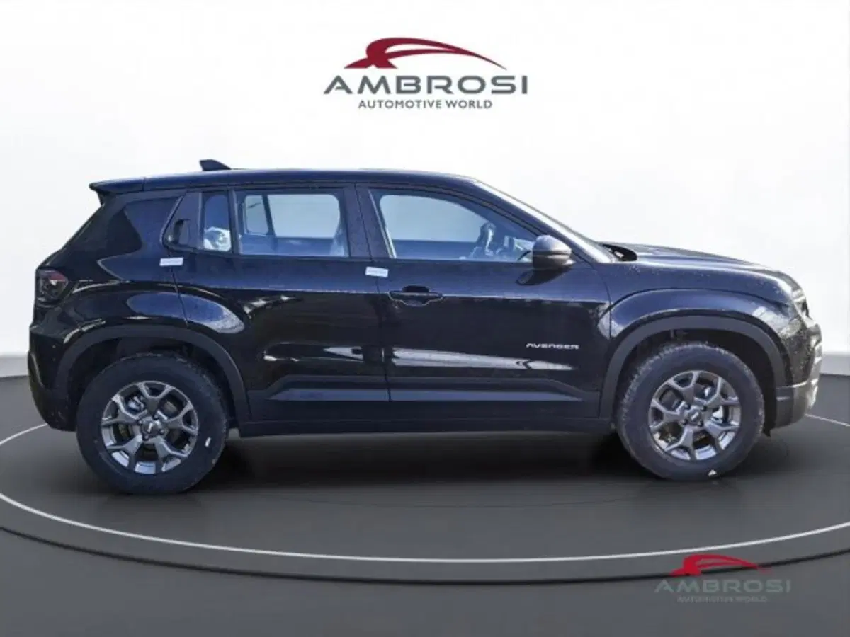 Jeep Avenger nuova a Perugia (5)
