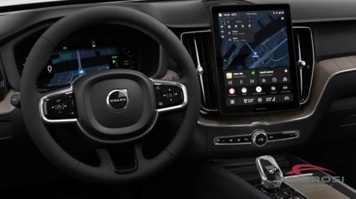 Volvo XC60 nuova a Perugia (9)