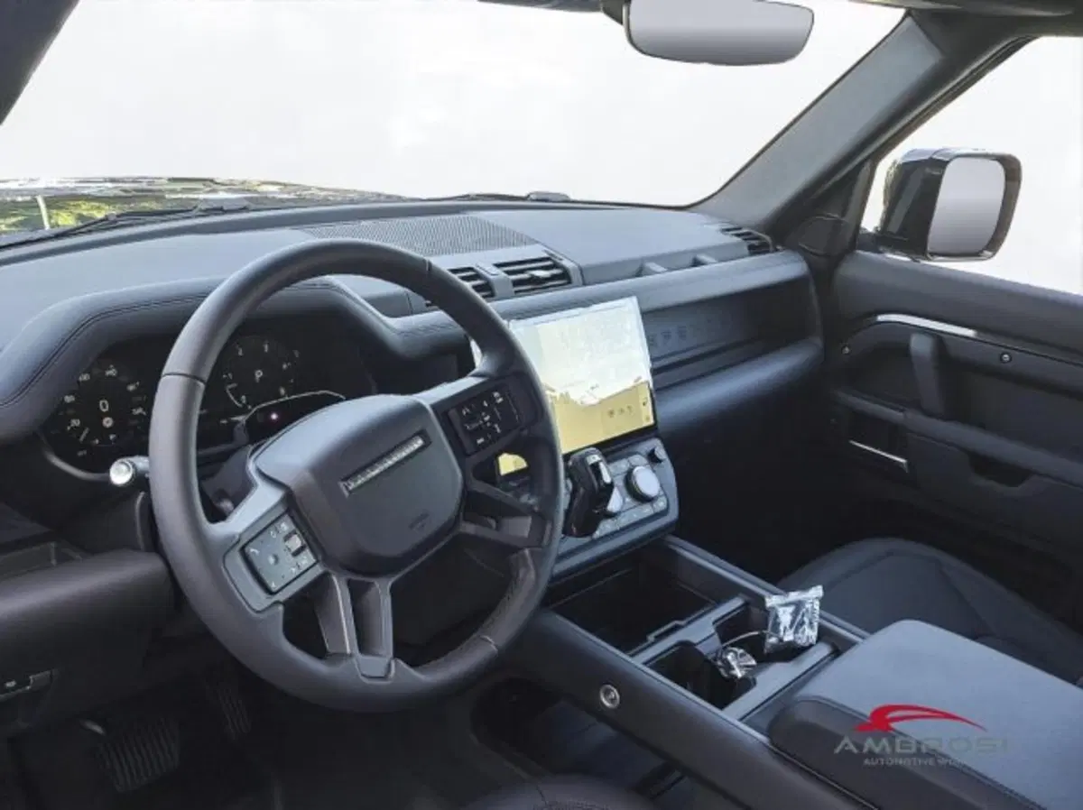 Land Rover Defender nuova a Perugia (12)