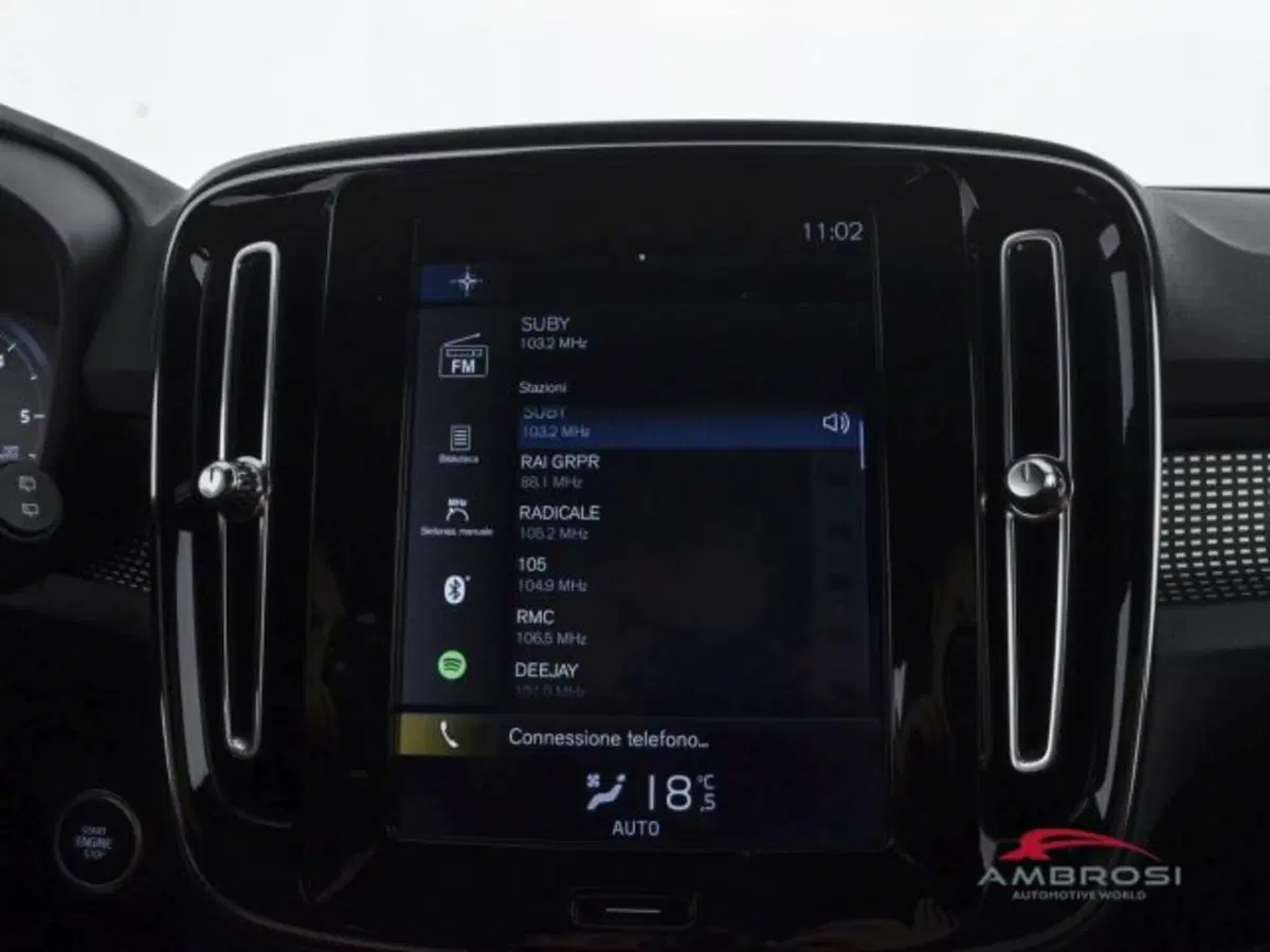 Volvo XC40 usata a Perugia (14)