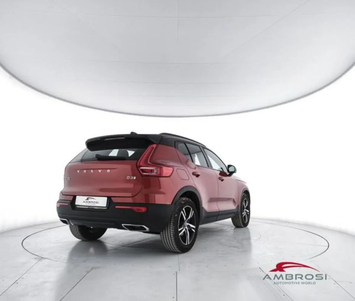 Volvo XC40 usata a Perugia (3)