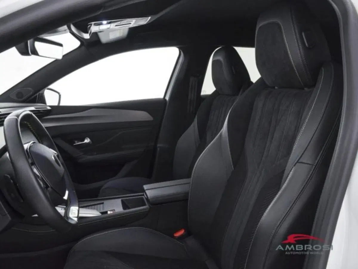 Peugeot 408 usata a Perugia (9)
