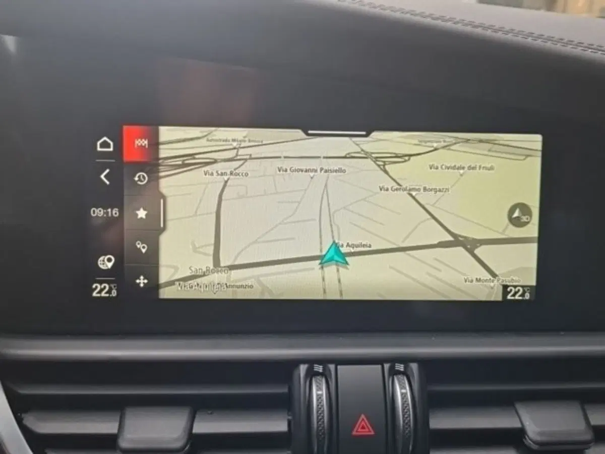 Alfa Romeo Giulia nuova a Monza e Brianza (16)