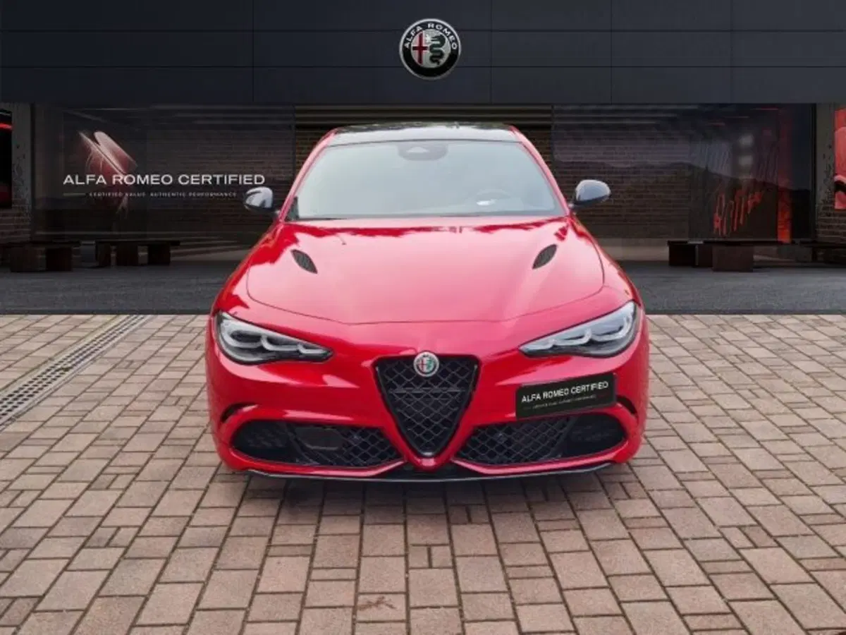 Alfa Romeo Giulia nuova a Monza e Brianza (2)