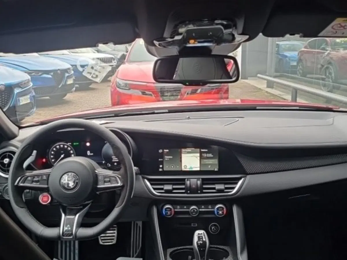 Alfa Romeo Giulia nuova a Monza e Brianza (8)