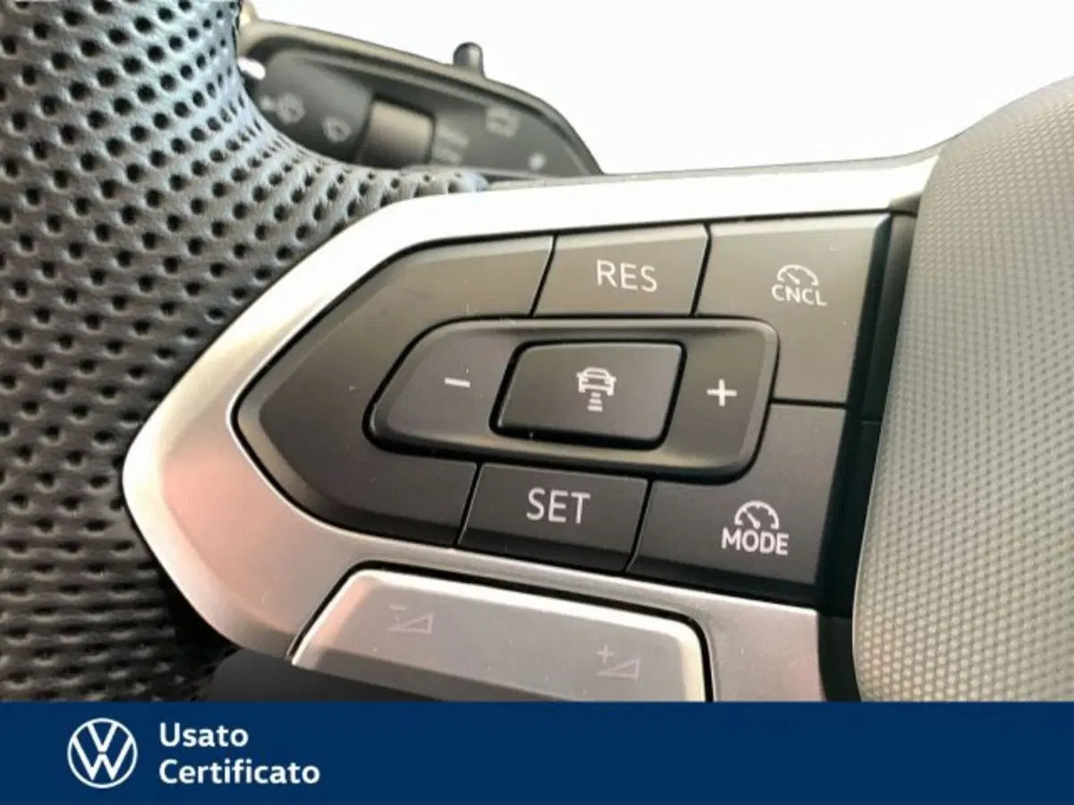 Volkswagen Tiguan nuova a Vicenza (11)