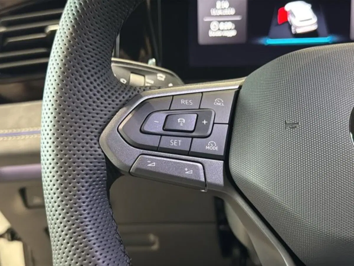 Volkswagen Tiguan nuova a Vicenza (17)