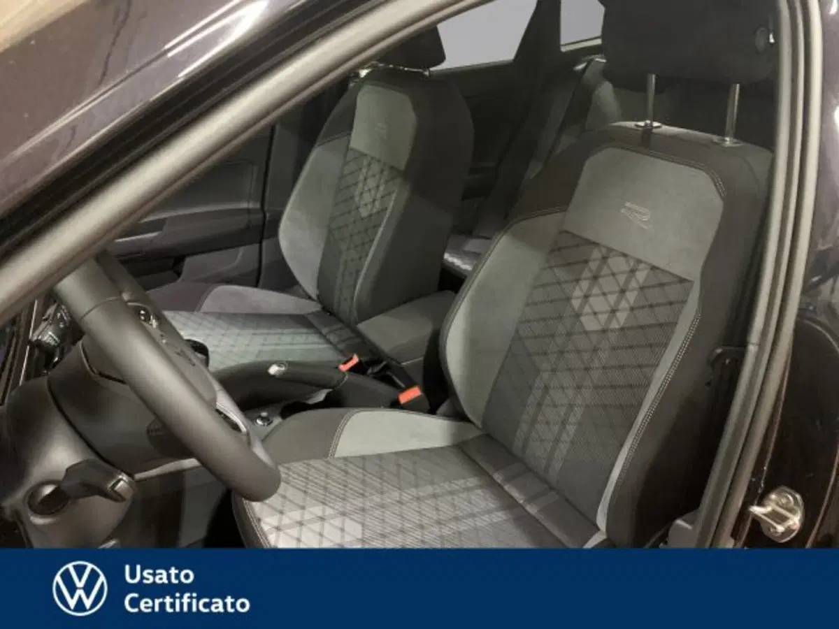 Volkswagen Taigo nuova a Vicenza (13)