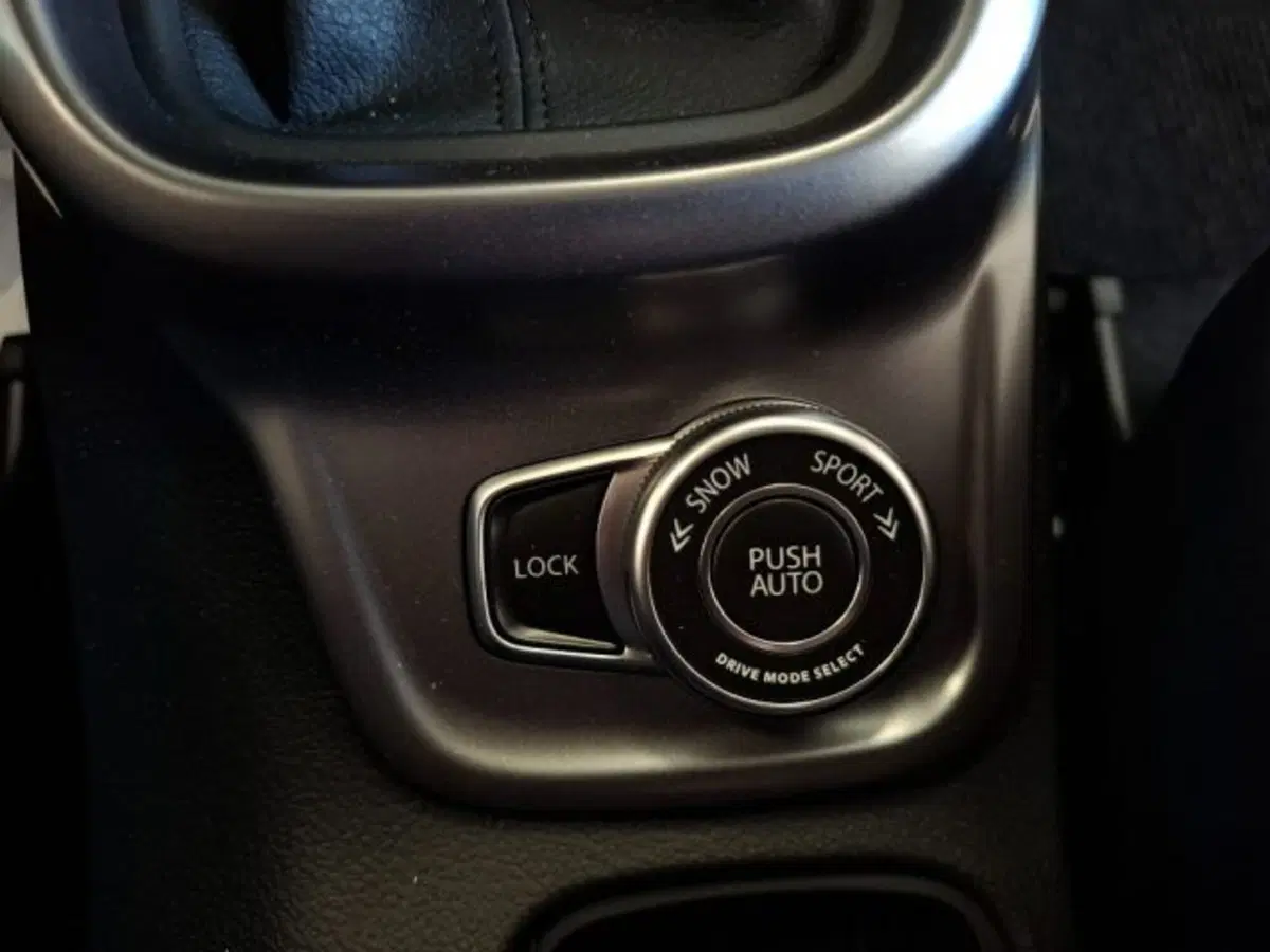 Suzuki Vitara nuova a Reggio Emilia (12)