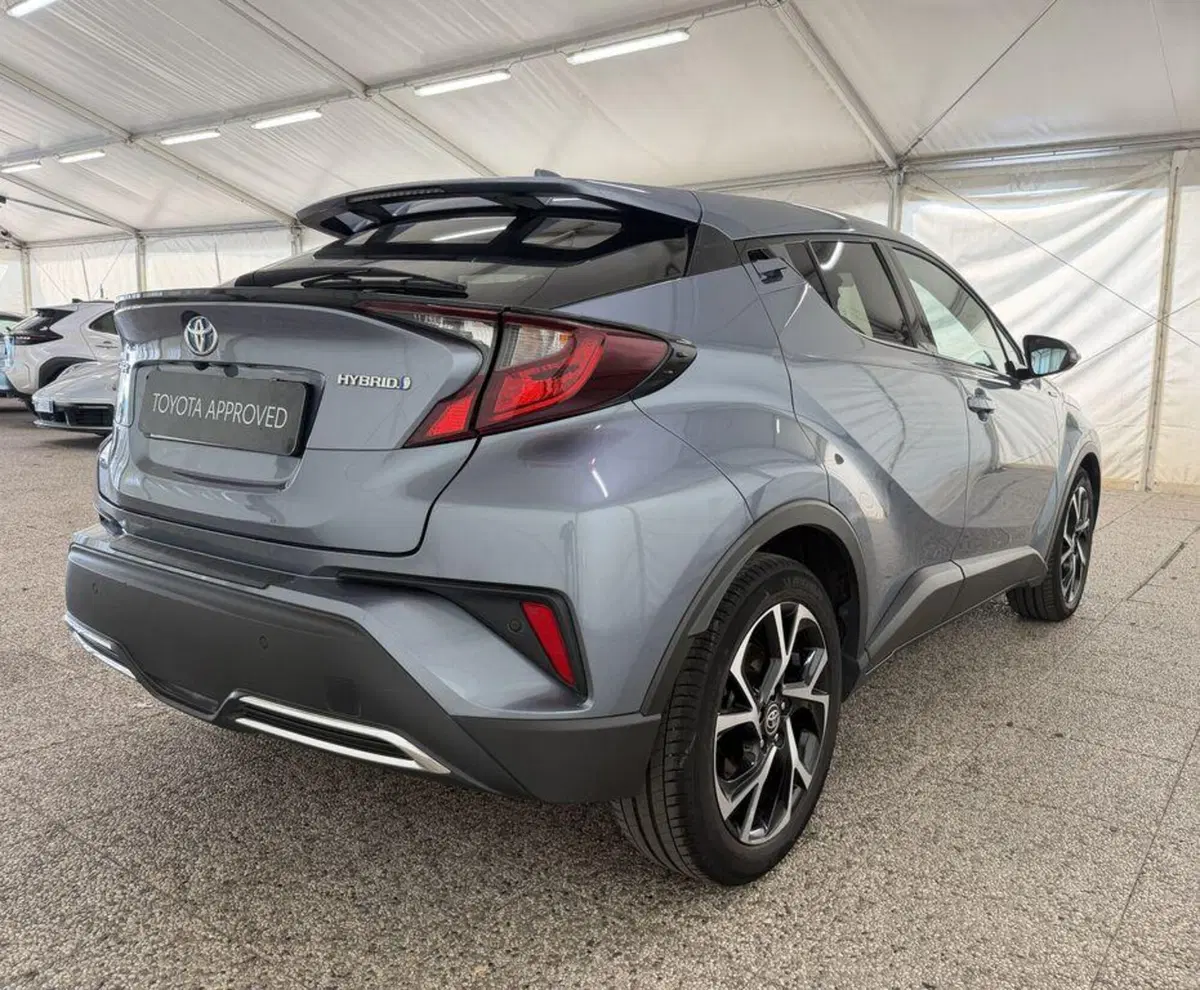 Toyota Toyota C-HR usata a Monza e Brianza (7)