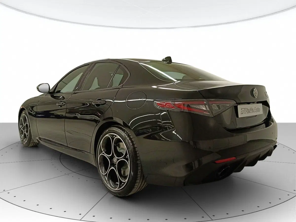 Alfa Romeo Giulia nuova a Ascoli Piceno (3)