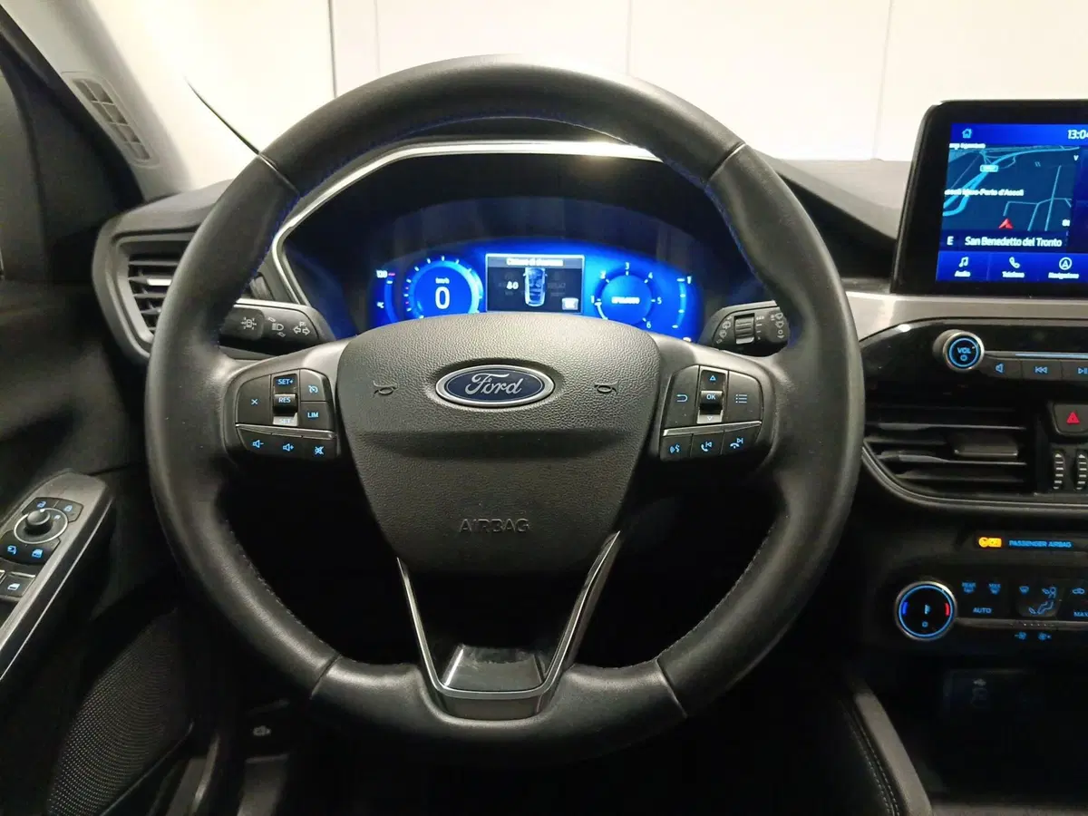 Ford Kuga usata a Ascoli Piceno (17)