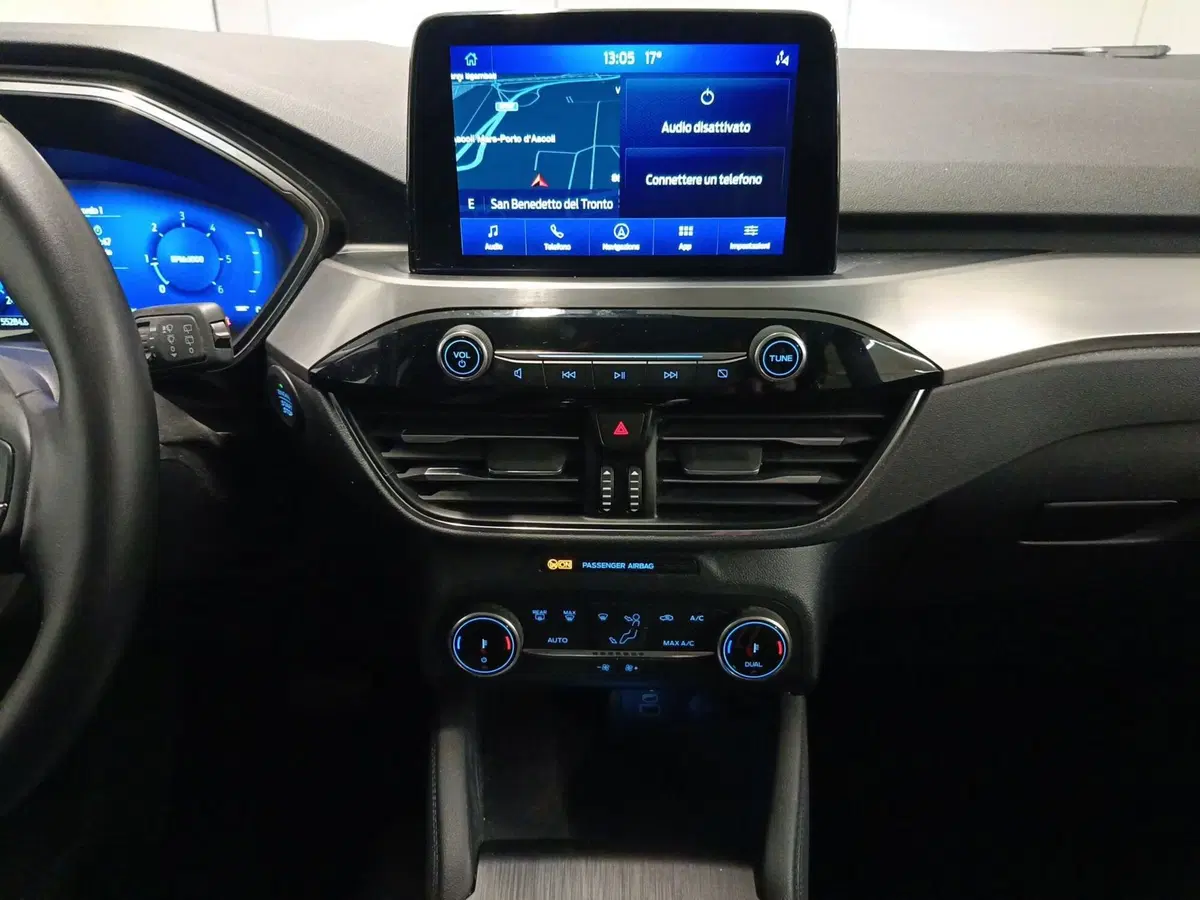 Ford Kuga usata a Ascoli Piceno (18)