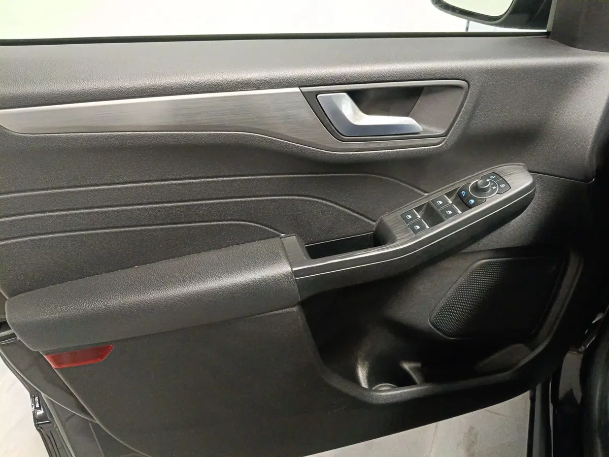Ford Kuga usata a Ascoli Piceno (20)