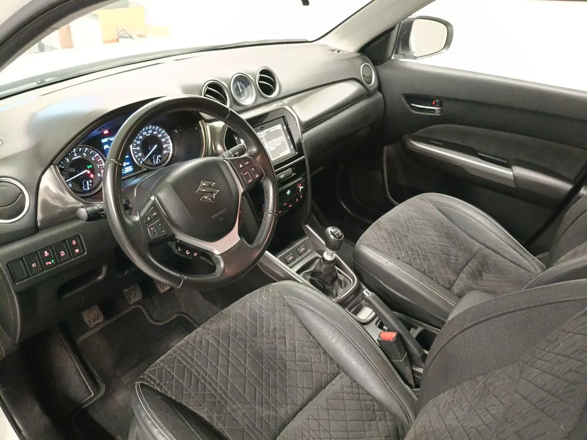 Suzuki Vitara usata a Ascoli Piceno (12)