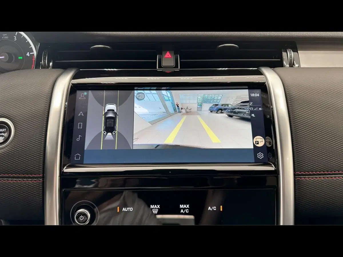 Land Rover Discovery Sport usata a Varese (12)