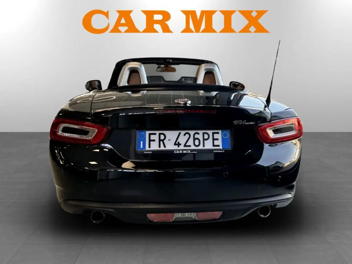 Fiat 124 spider usata a Piacenza (6)