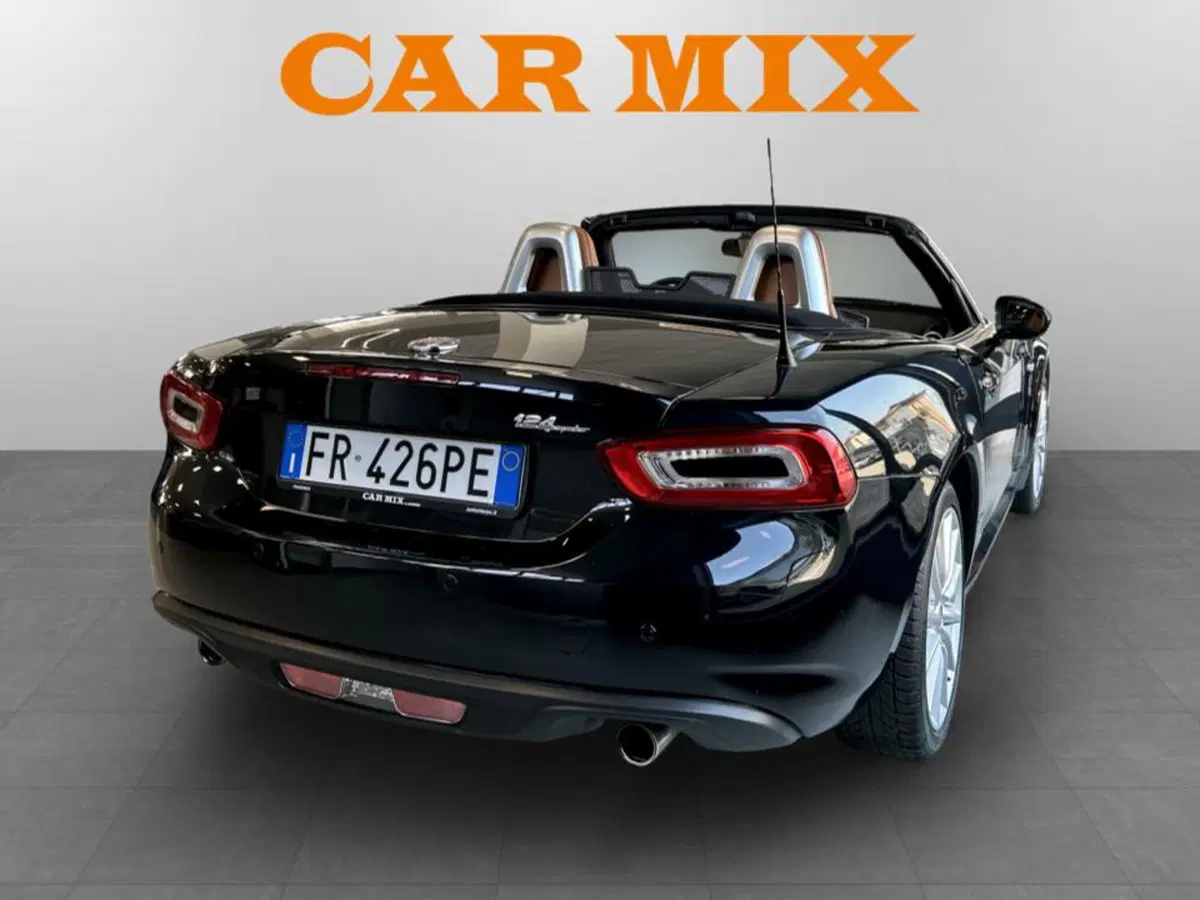 Fiat 124 spider usata a Piacenza (7)