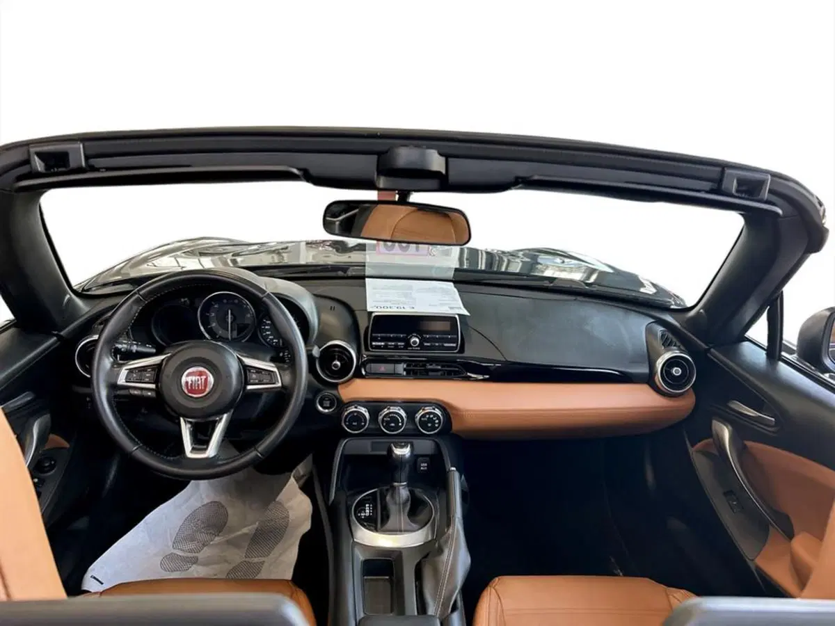 Fiat 124 spider usata a Piacenza (9)