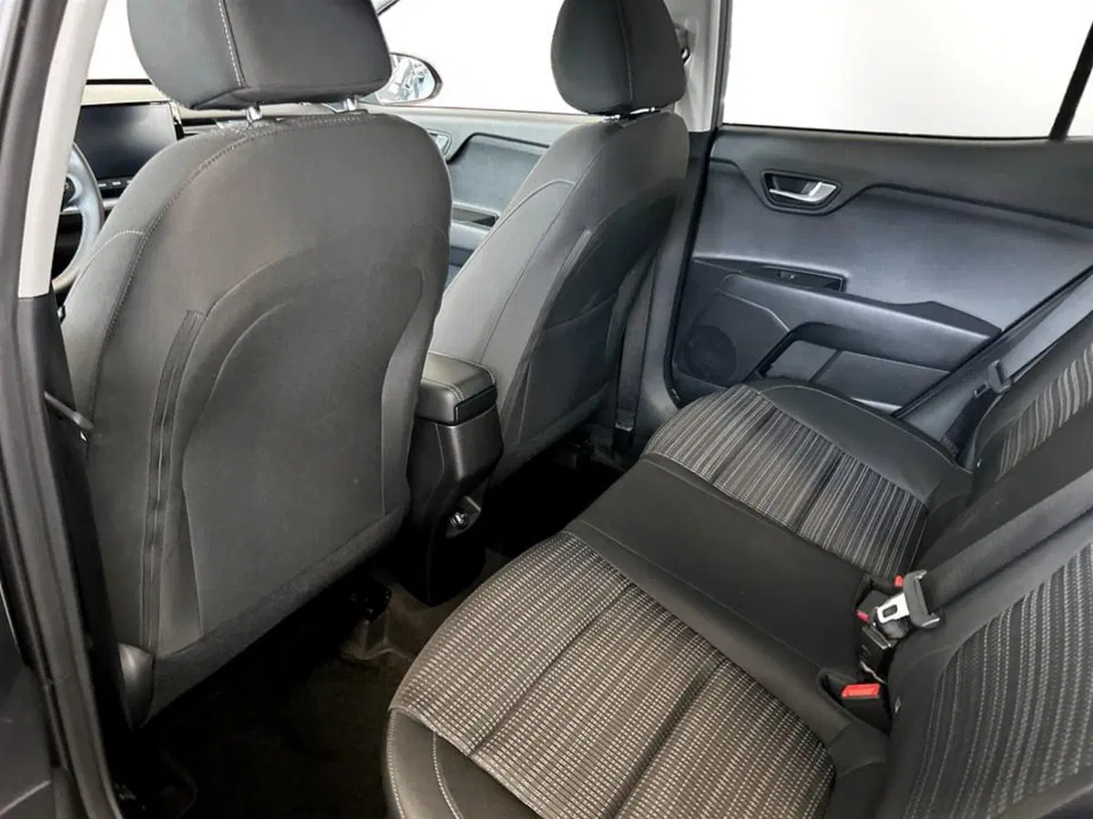 Kia Stonic usata a Piacenza (10)