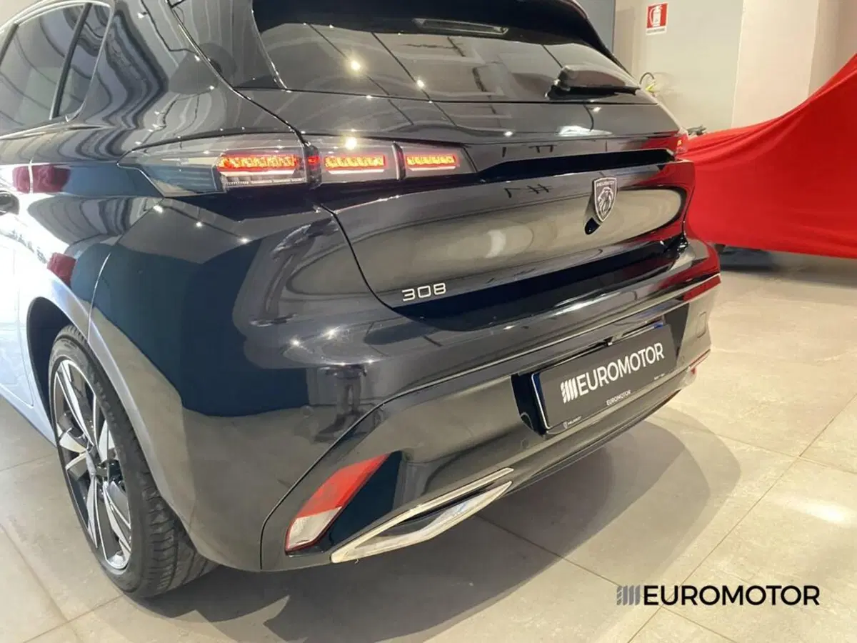 Peugeot 308 usata a Bari (10)