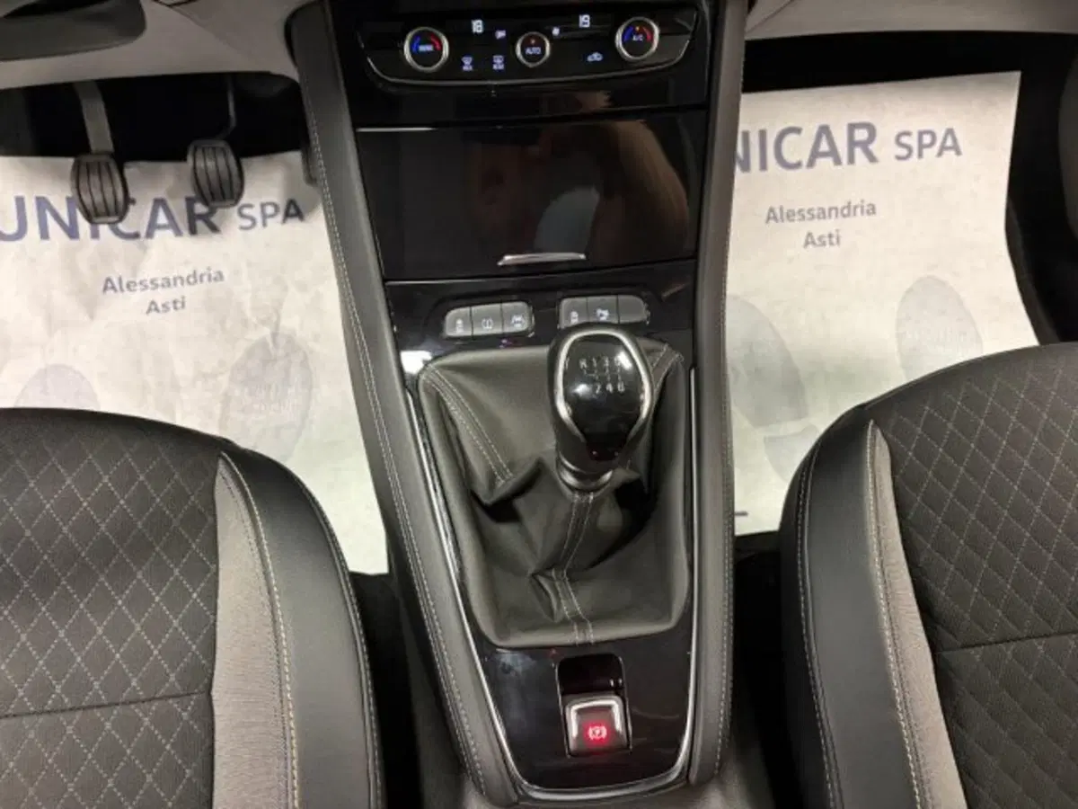 Opel Grandland X usata a Cuneo (12)