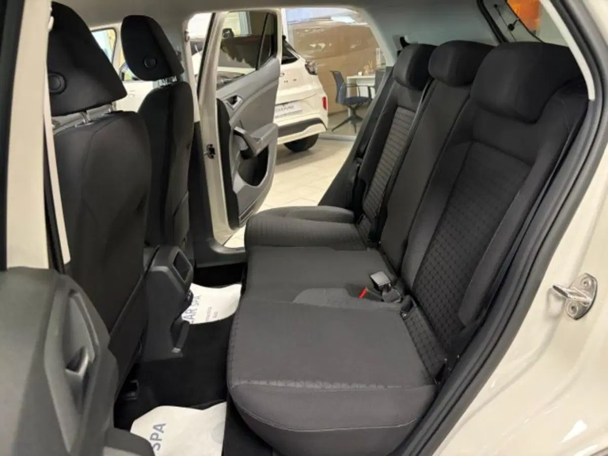 Volkswagen T-Cross usata a Cuneo (14)