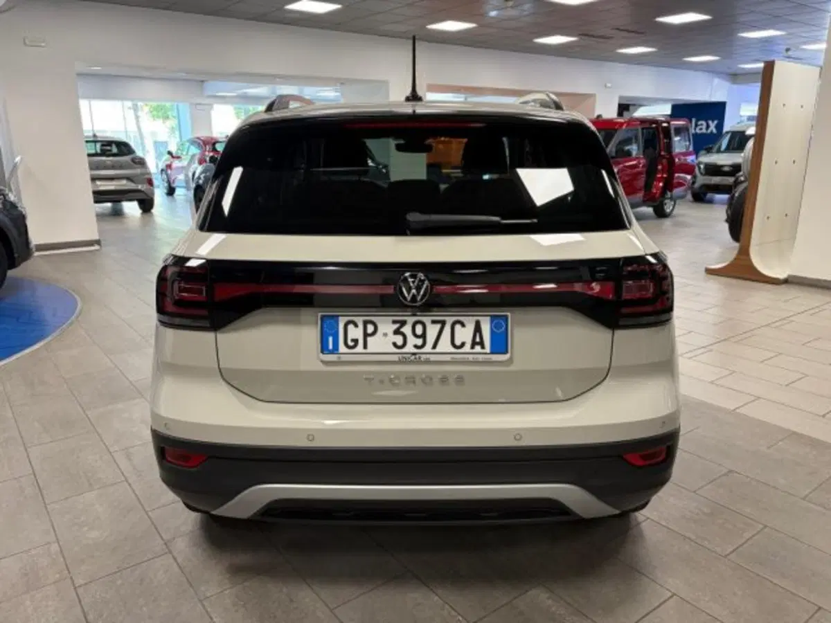 Volkswagen T-Cross usata a Cuneo (6)