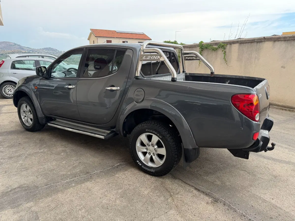 Mitsubishi L200 usata a Agrigento (4)