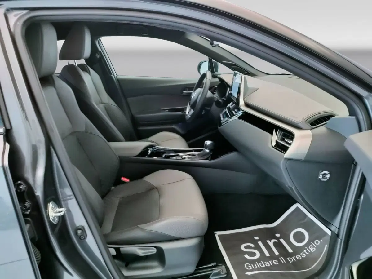 Toyota Toyota C-HR usata a Ascoli Piceno (14)