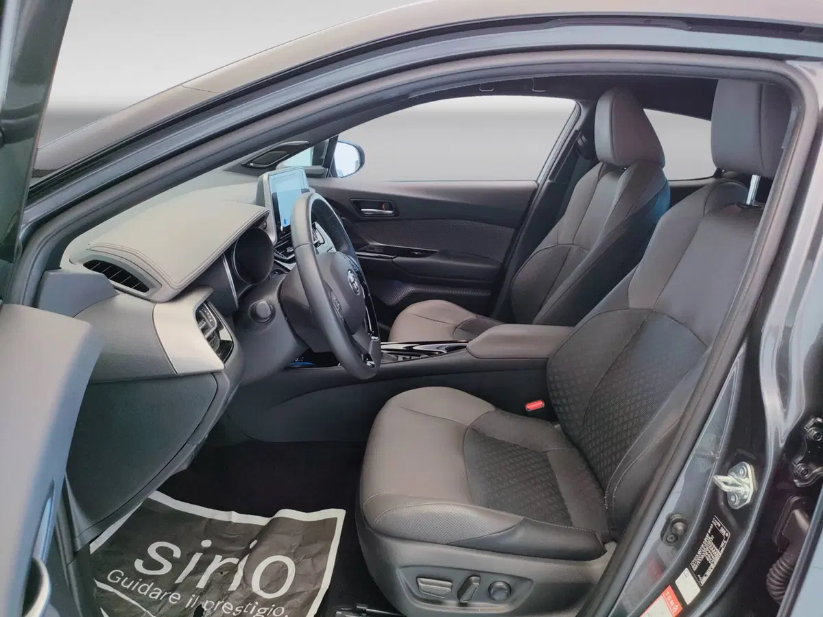 Toyota Toyota C-HR usata a Ascoli Piceno (16)