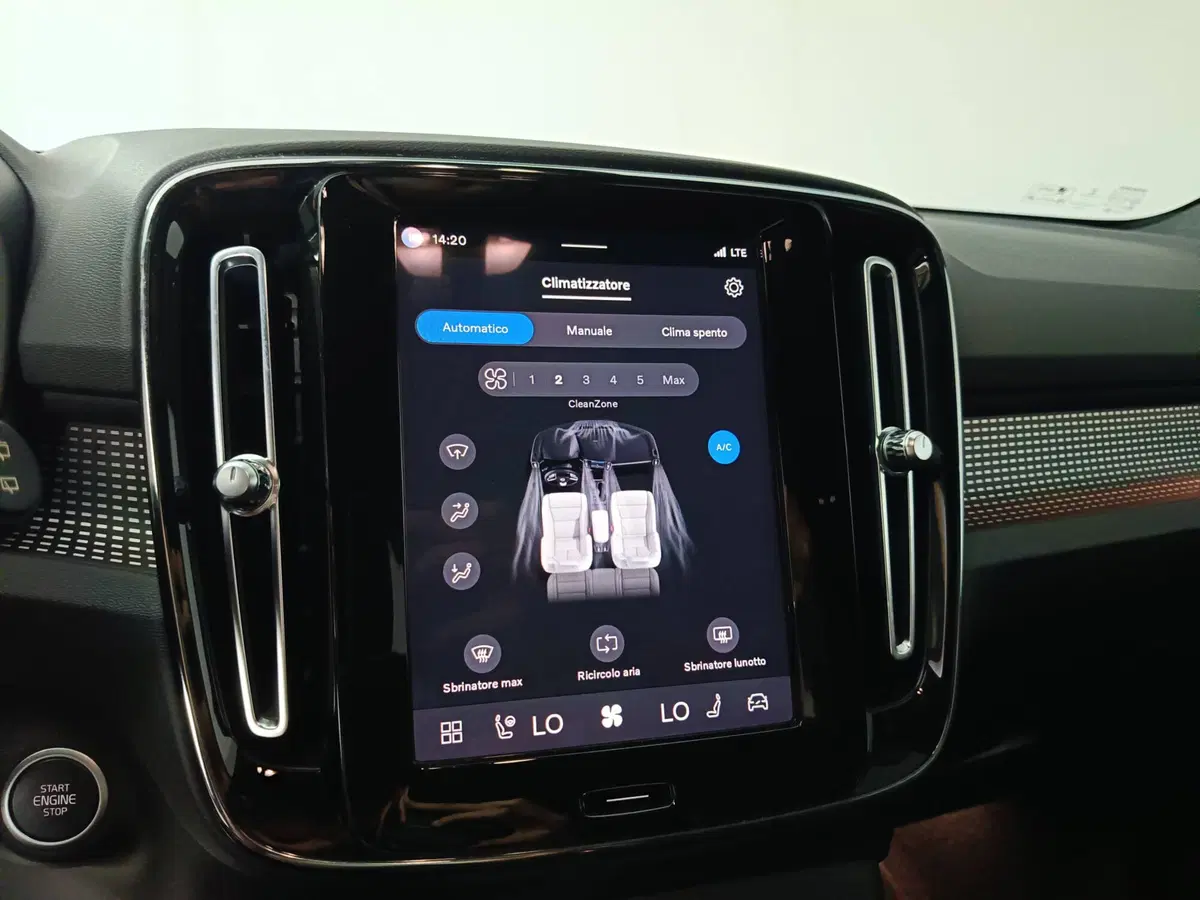Volvo XC40 usata a Ascoli Piceno (15)