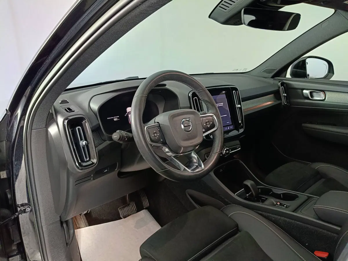 Volvo XC40 usata a Ascoli Piceno (7)