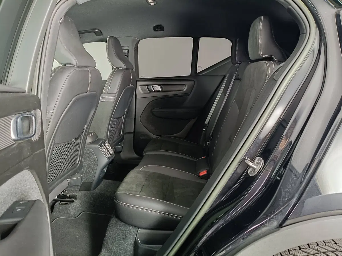 Volvo XC40 usata a Ascoli Piceno (9)