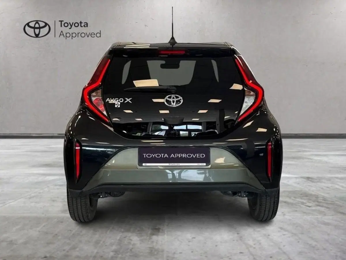 Toyota Aygo X usata a Prato (7)