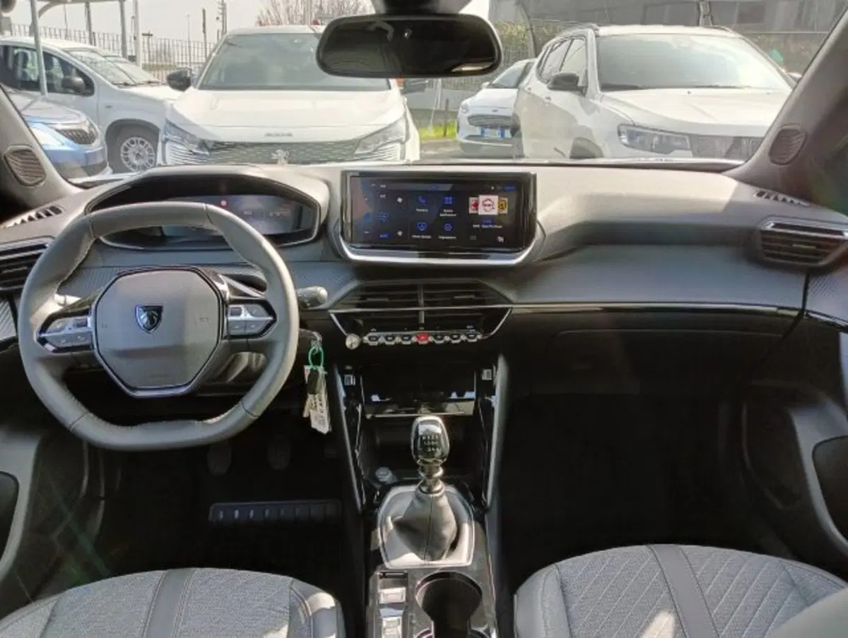 Peugeot 2008 usata a Brescia (10)