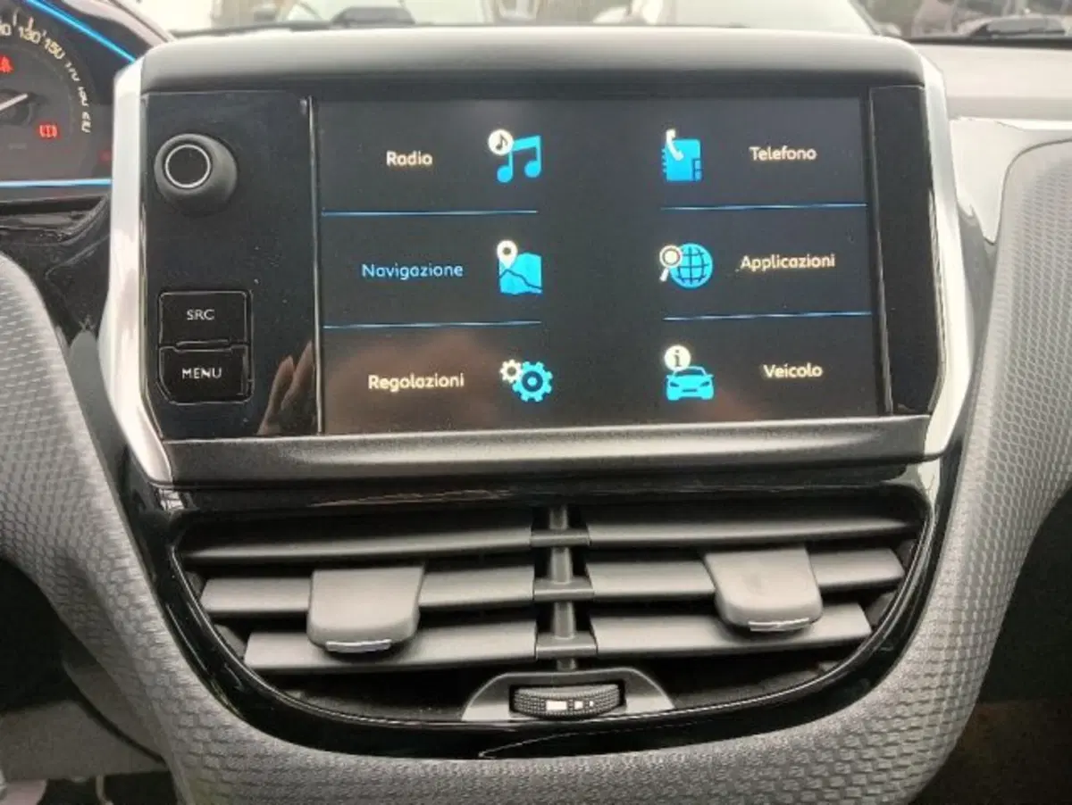 Peugeot 2008 usata a Brescia (13)