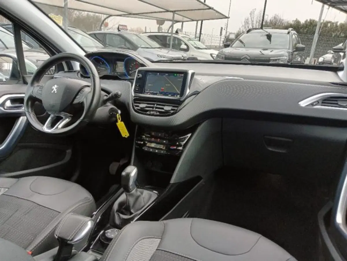 Peugeot 2008 usata a Brescia (20)