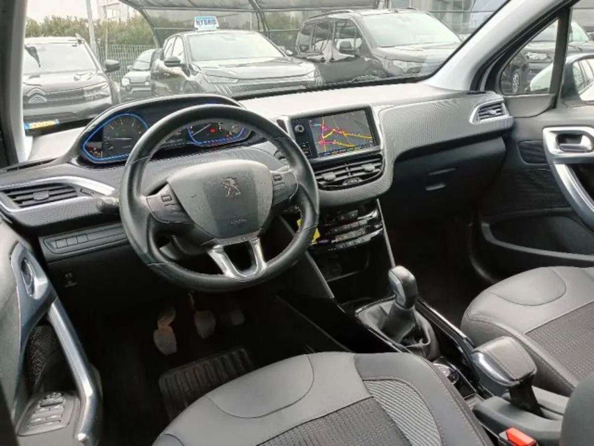 Peugeot 2008 usata a Brescia (6)