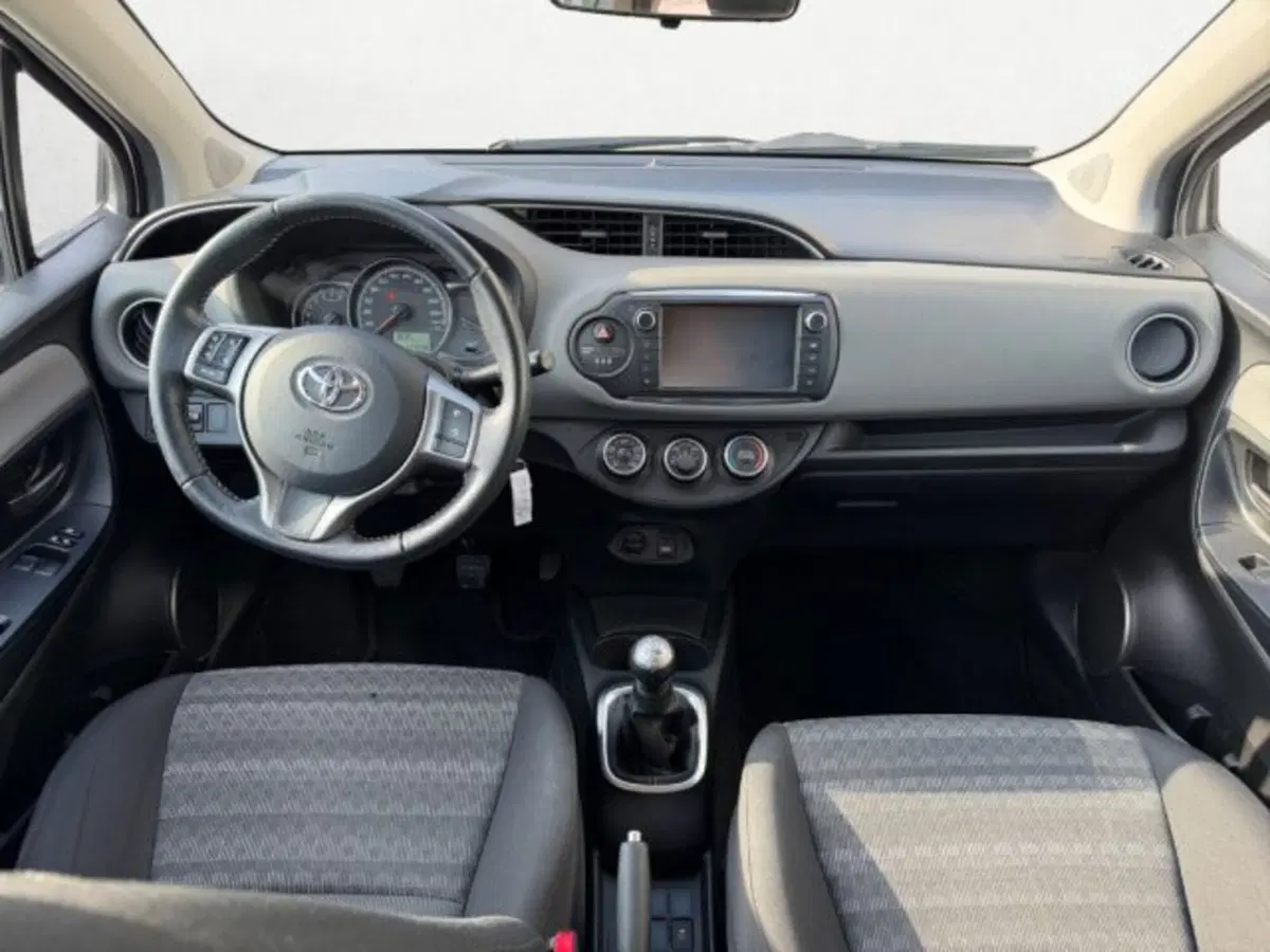 Toyota Yaris usata a Treviso (13)