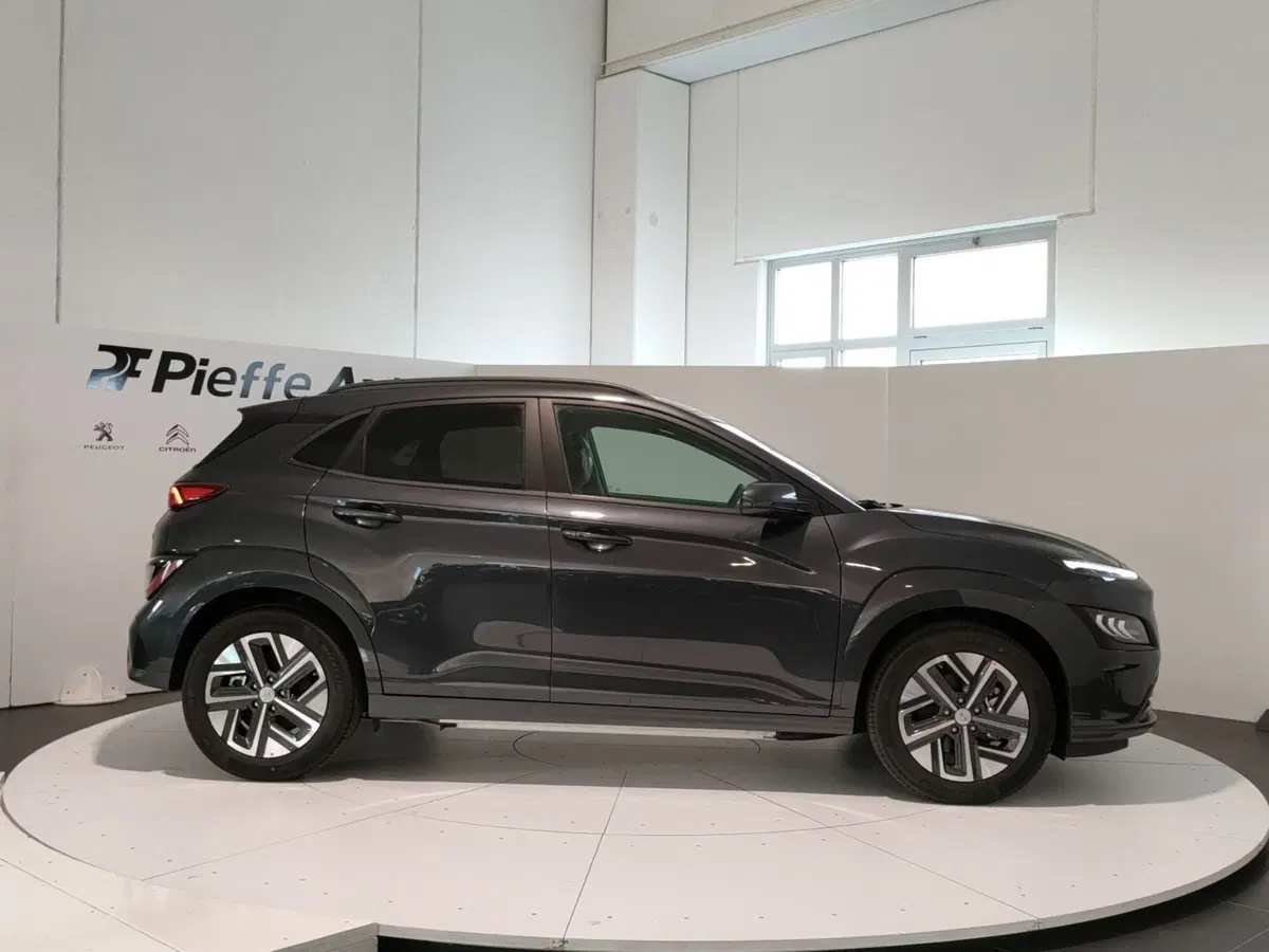Hyundai Kona nuova a Teramo (5)