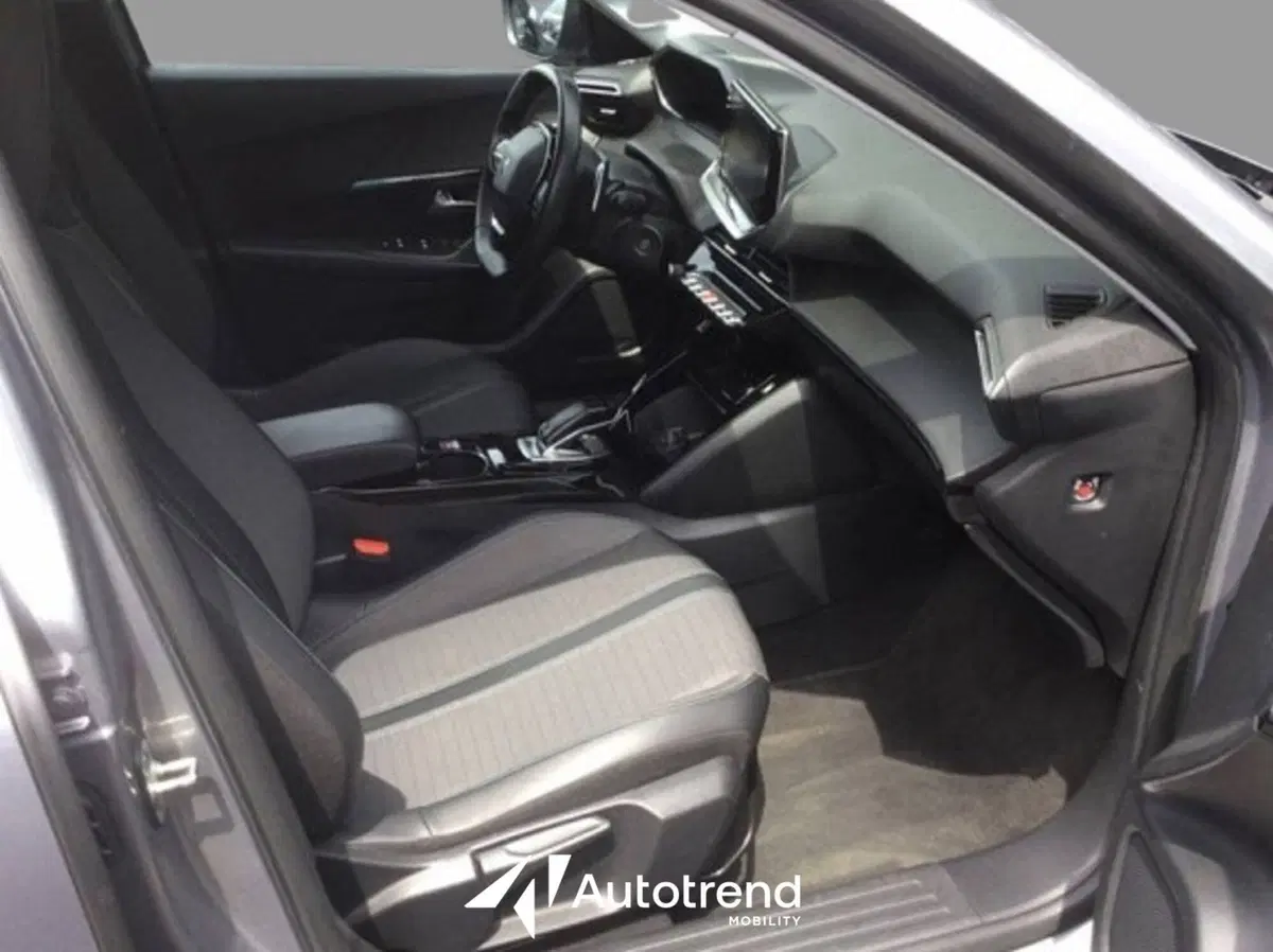 Peugeot 2008 usata a Bari (6)