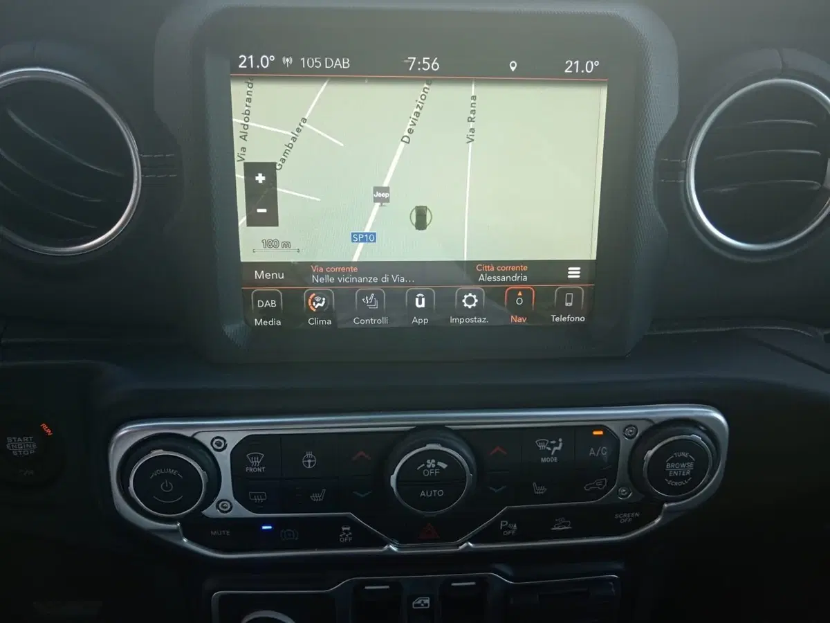 Jeep Wrangler Unlimited usata a Alessandria (16)